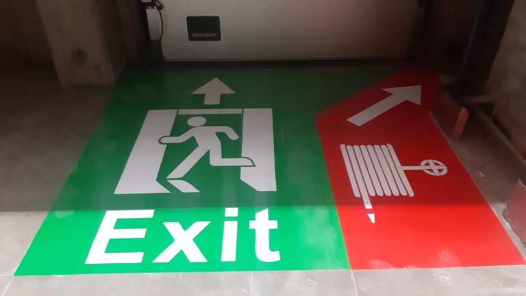 Exit- ja palopostimerkintä