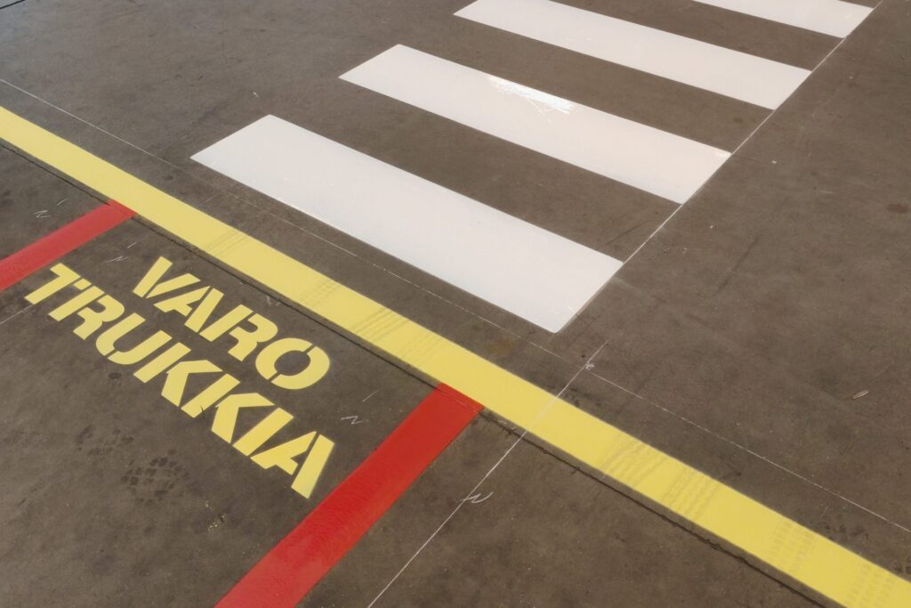Varo trukkia -merkintä